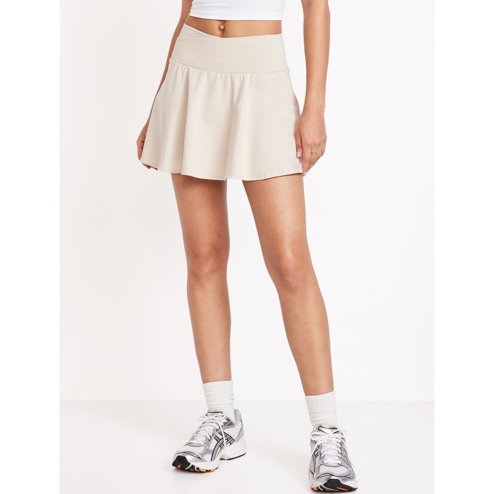 Old Navy Cloudcomfy Extra High Rise Skort - Small Ivory New With Tags